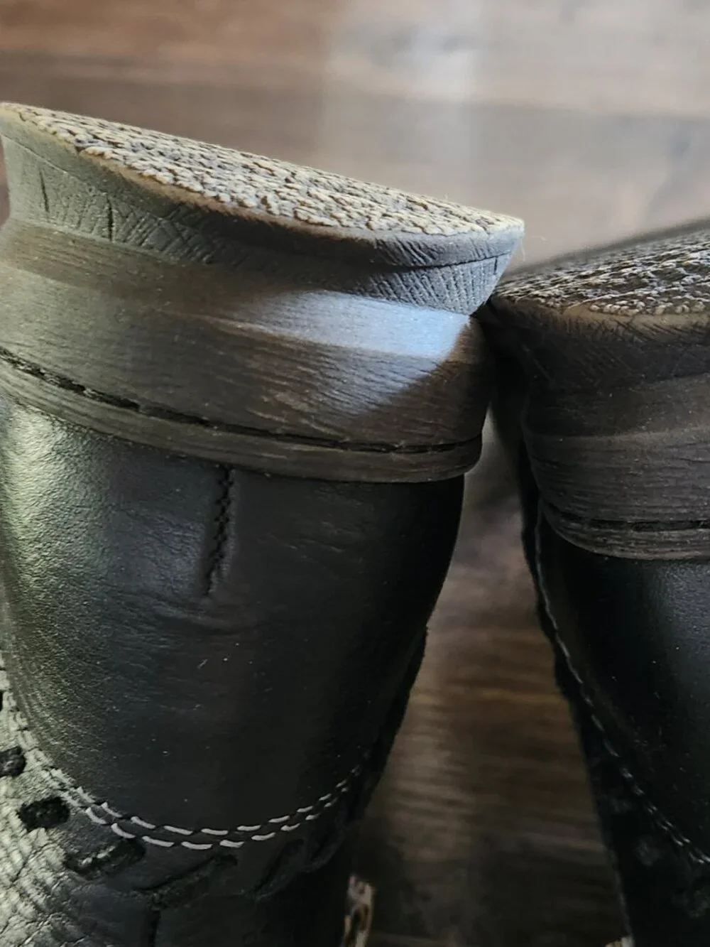 Comfortiva Align Black Leather Weather Proof Bootie 8.5 Narrow